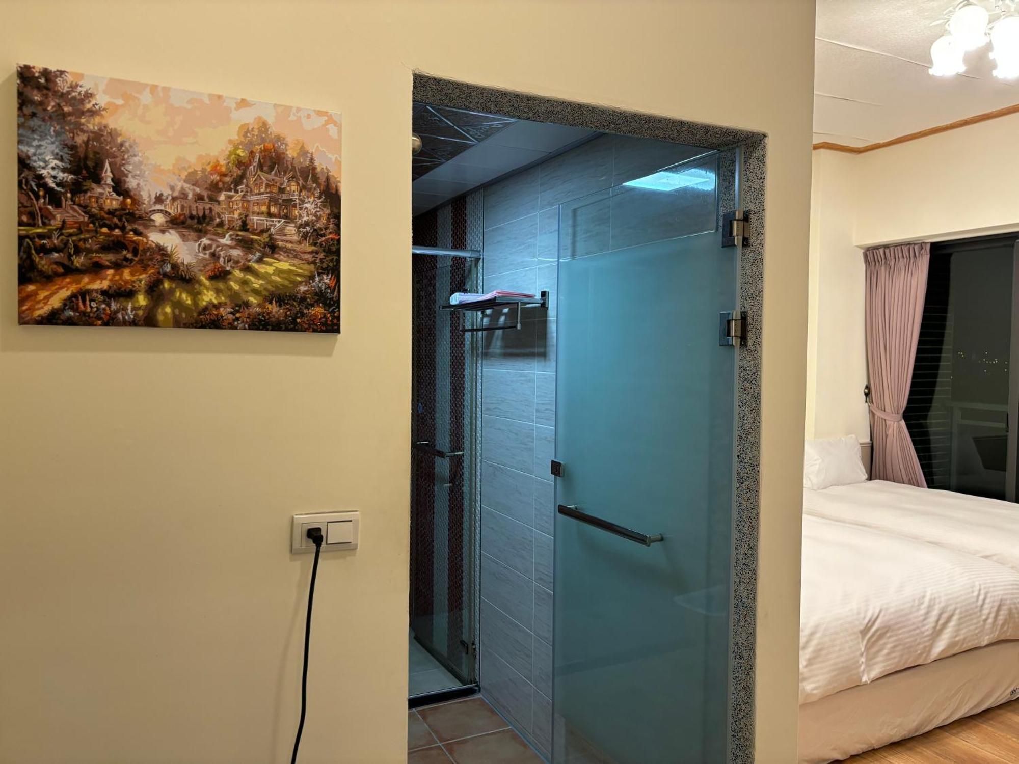 Yiren Hotel Hengchun Exterior photo
